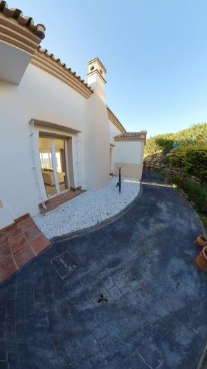 Image No.4-4 Bed Villa / Detached for sale