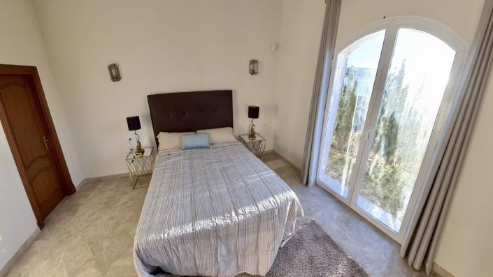 Image No.10-4 Bed Villa / Detached for sale