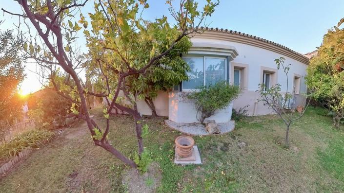 Image No.29-4 Bed Villa / Detached for sale