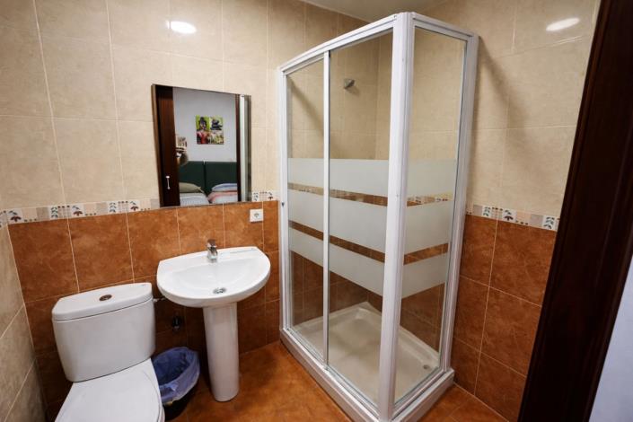 Image No.17-3 Bed Apartment for sale