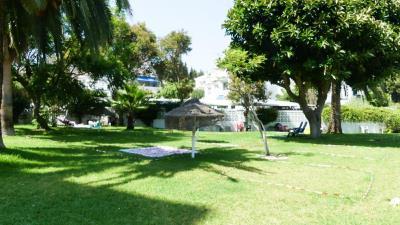 10-bb915d1cb19341576dcdc994b81ab9c5