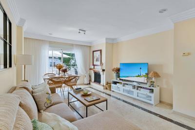 2-5bd7b9d04b45e33852eaf0ec6670150d