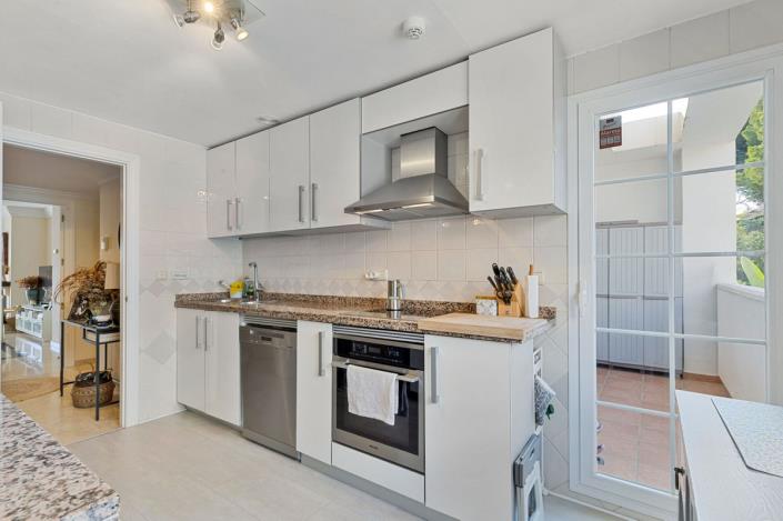 Image No.11-2 Bed Apartment for sale