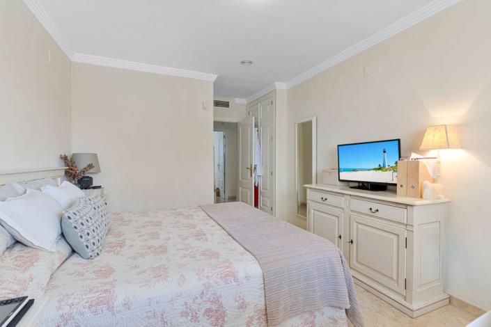 Image No.13-2 Bed Apartment for sale