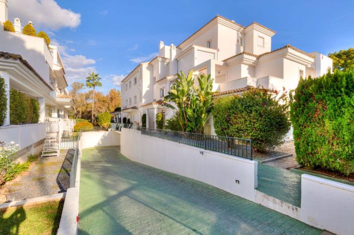 Image No.19-2 Bed Apartment for sale