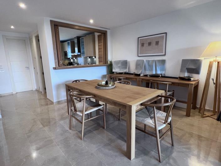 Image No.6-2 Bed Townhouse for sale