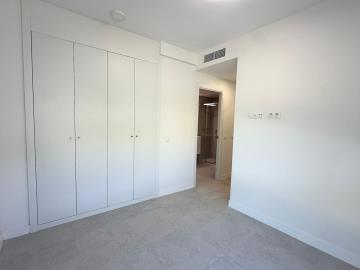 11-20939a0134ad724a8cb2a801094d15a4