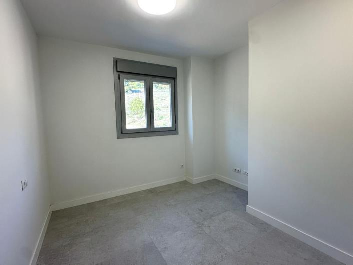 Image No.14-3 Bed Apartment for sale