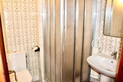 12-53013098fcab6c38b1379cd33298e050