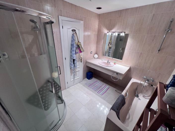 Image No.14-3 Bed Duplex for sale