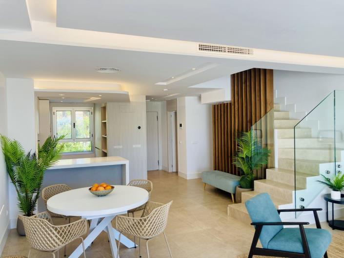 Image No.3-3 Bed Townhouse for sale