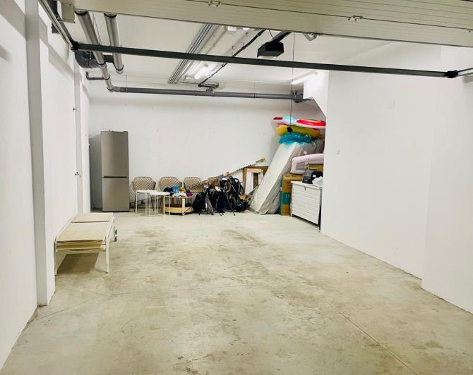 Image No.34-3 Bed Townhouse for sale