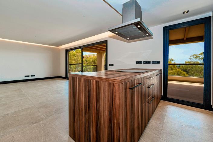 Image No.6-3 Bed Apartment for sale