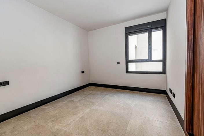 Image No.9-3 Bed Apartment for sale