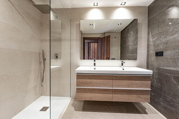 Image No.20-3 Bed Apartment for sale