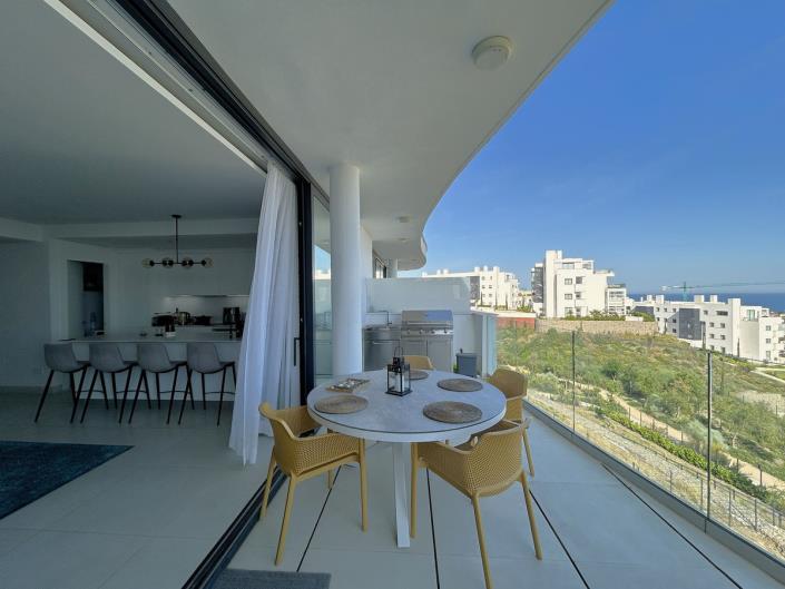 Image No.10-2 Bed Apartment for sale