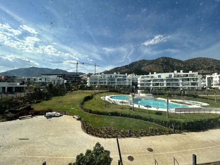 Image No.17-2 Bed Apartment for sale