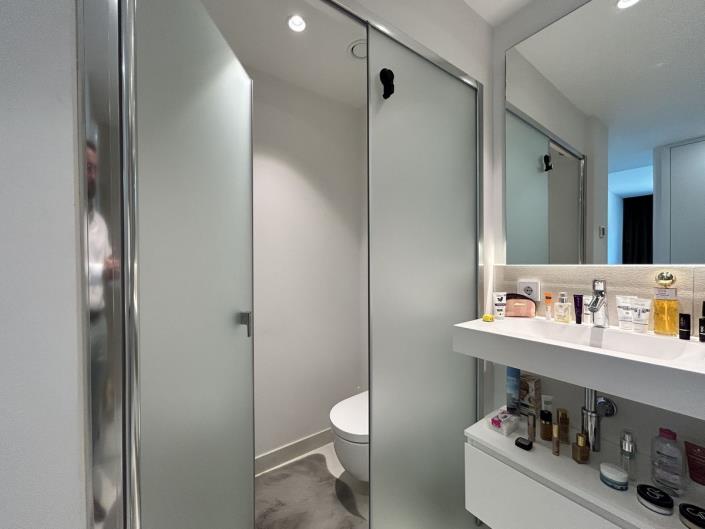 Image No.21-2 Bed Apartment for sale