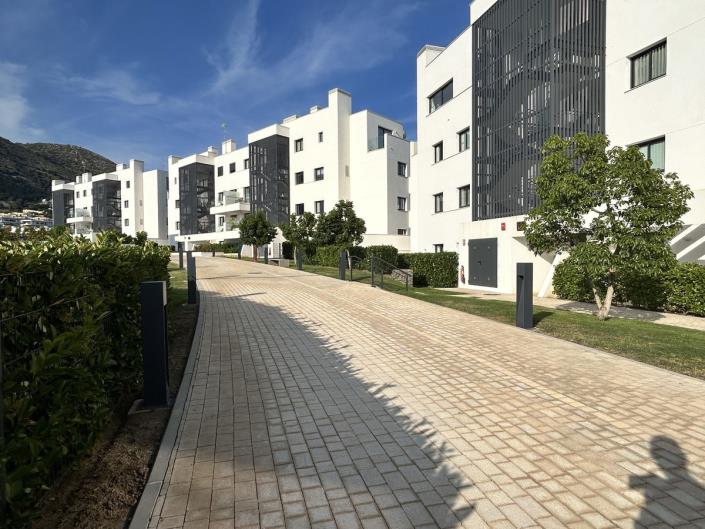 Image No.28-2 Bed Apartment for sale