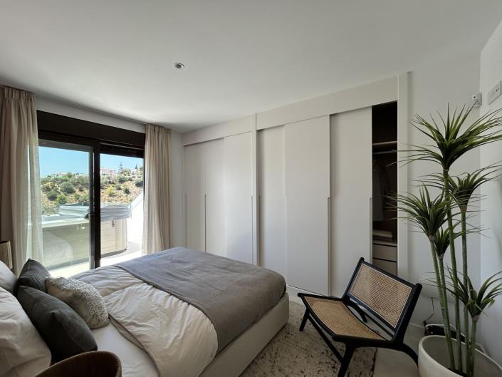 Image No.31-2 Bed Penthouse for sale