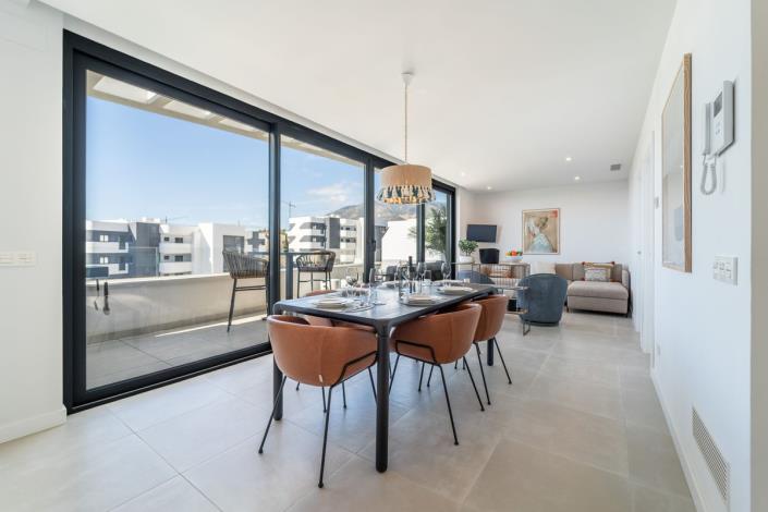 Image No.10-4 Bed Apartment for sale