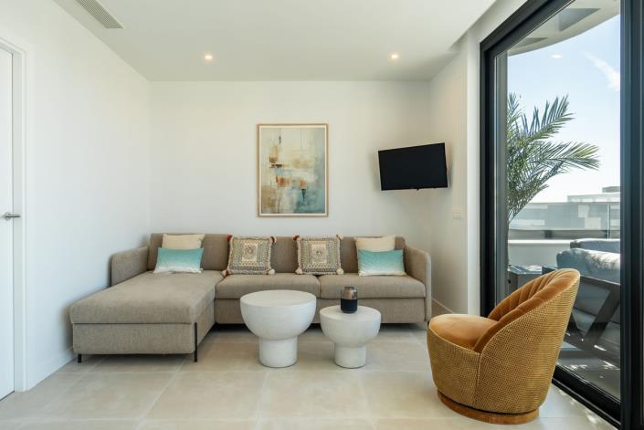 Image No.24-4 Bed Apartment for sale