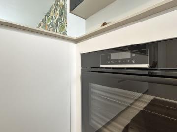 8-e64a9055bba3e77ac8aca3b893cdf826