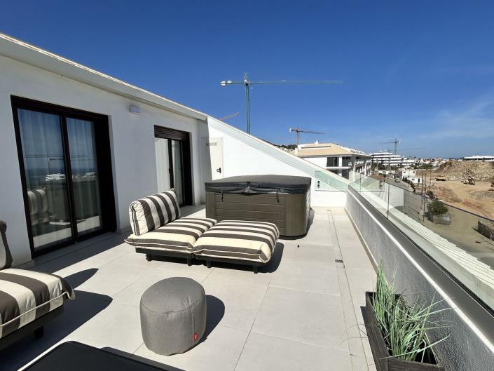 Image No.23-3 Bed Penthouse for sale