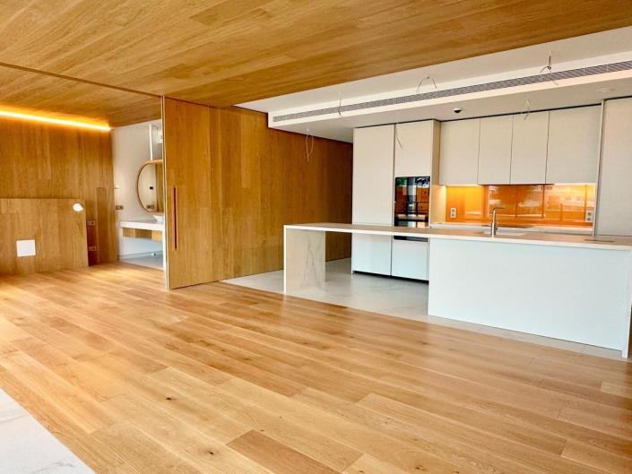 Image No.9-3 Bed Apartment for sale