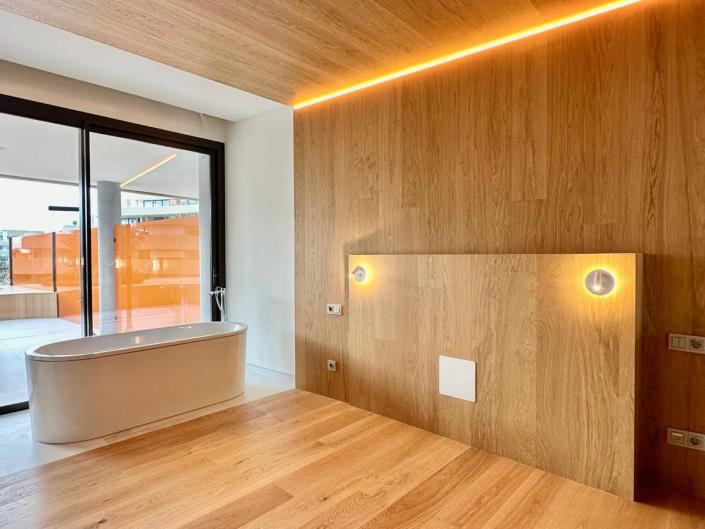 Image No.14-3 Bed Apartment for sale