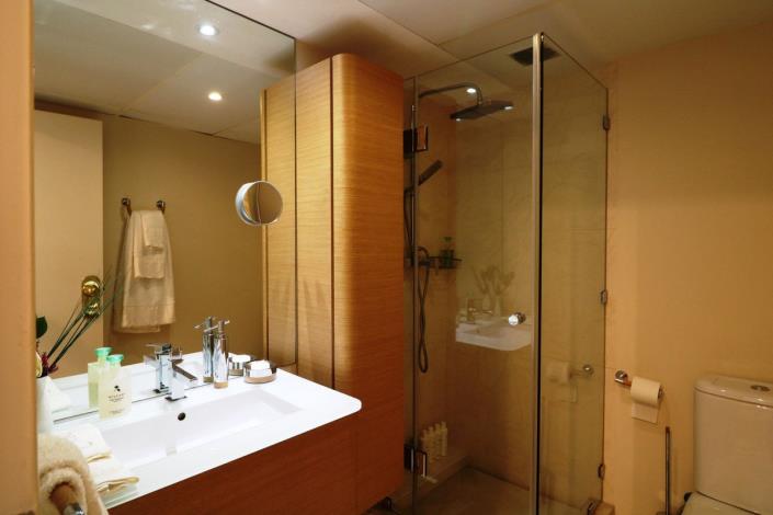 Image No.17-2 Bed Apartment for sale