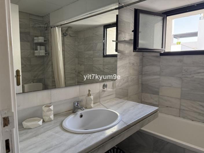 Image No.26-1 Bed Apartment for sale