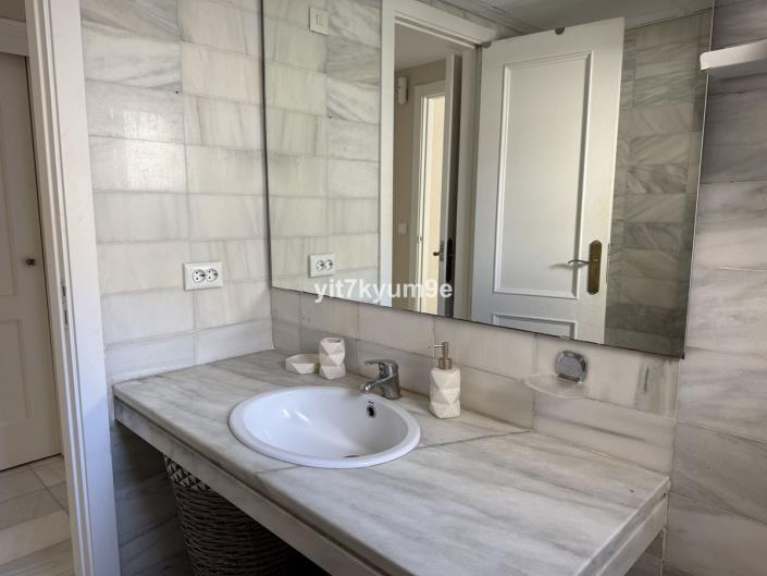 Image No.28-1 Bed Apartment for sale