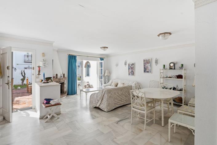 Image No.3-3 Bed Townhouse for sale