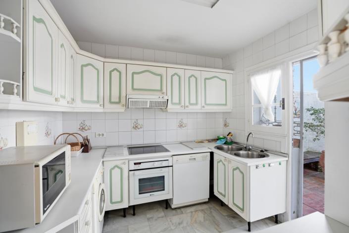 Image No.7-3 Bed Townhouse for sale