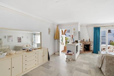 10-75bef5f12e72a6d65f05a48dacffbe42