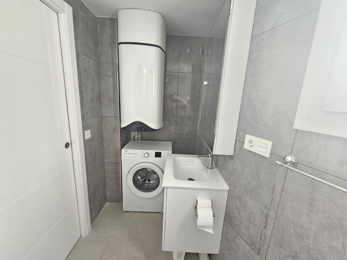 Image No.11-2 Bed Apartment for sale