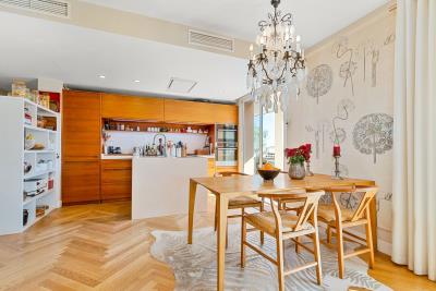 15-e65d437abef3cdae9b514eeeb695a8b9