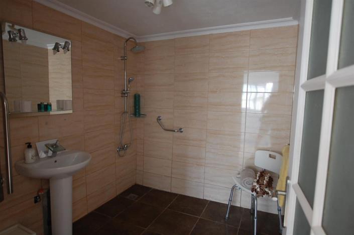 Image No.34-5 Bed Villa for sale