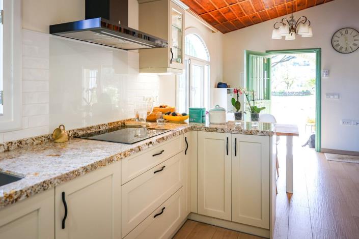 Image No.9-5 Bed Finca for sale