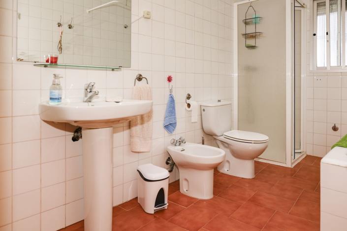 Image No.25-5 Bed Finca for sale