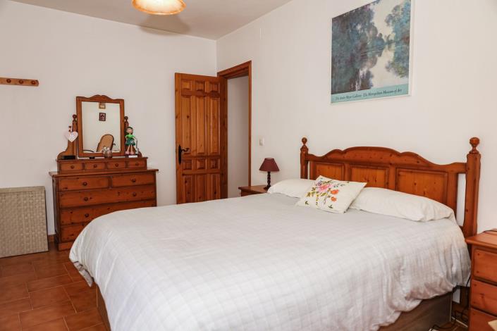 Image No.30-5 Bed Finca for sale