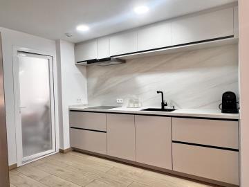 11-20939a0134ad724a8cb2a801094d15a4