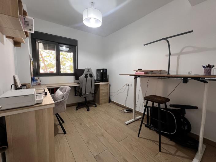 Image No.17-4 Bed Apartment for sale