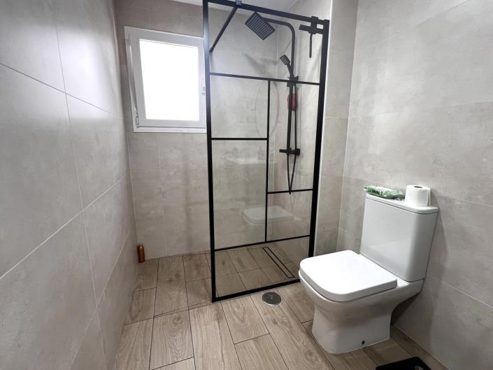 Image No.35-4 Bed Apartment for sale