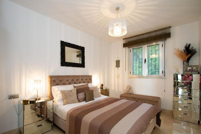 Image No.12-2 Bed Apartment for sale