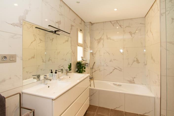 Image No.7-3 Bed Penthouse for sale