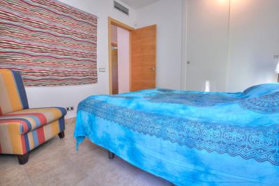 12-53013098fcab6c38b1379cd33298e050