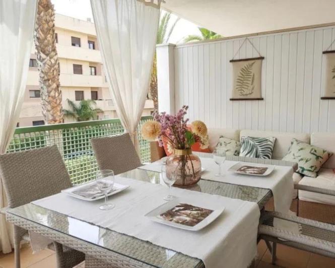 Image No.4-2 Bed Apartment for sale