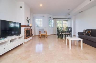 4-c23c0f86247804fa50226aecd8b0b2c8